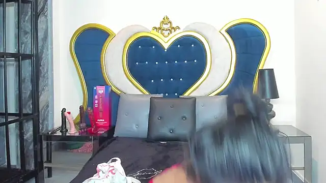 Snapshot of NovaMichel chatting on November 2025 11:31:02 AM NovaMichel online show from November 2025 11:31:02 AM