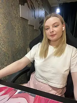 Snapshot of Lina_ly chatting on March 2025 11:01:02 PM Lina ly online show from March 2025 11:01:02 PM