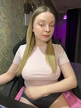 Lina ly online show from May 2026 08:47:01 PM
