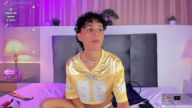 Snapshot of Kai_riptide chatting on September 2025 08:03:01 PM Kai riptide online show from September 2025 08:03:01 PM