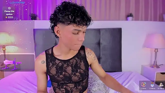 Snapshot of Kai_riptide chatting on October 2025 08:00:02 PM Kai riptide online show from October 2025 08:00:02 PM