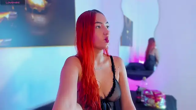 Snapshot of SahraJohnsonn chatting on March 2025 12:28:01 PM SahraJohnsonn online show from March 2025 12:28:01 PM