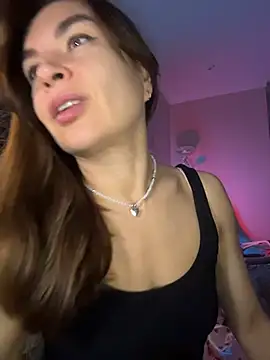 Mary Kiitty online show from May 2026 04:12:01 PM