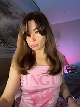 Mary Kiitty online show from May 2026 09:36:01 AM