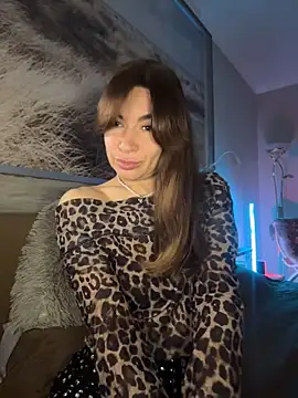 Mary Kiitty online show from May 2026 11:37:01 AM