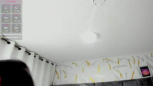 Cristal Velle online show from December 2025 12:36:02 PM