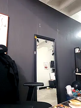 Snapshot of Isabella_Varella chatting on October 2025 01:49:02 AM Isabella Varella online show from October 2025 01:49:02 AM