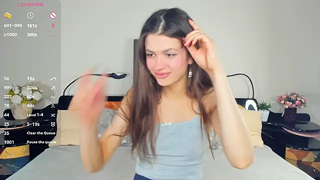 CathrynCovil online show from June 2026 03:18:01 PM