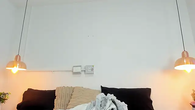 Liz ortega30 online show from March 2026 12:32:01 PM