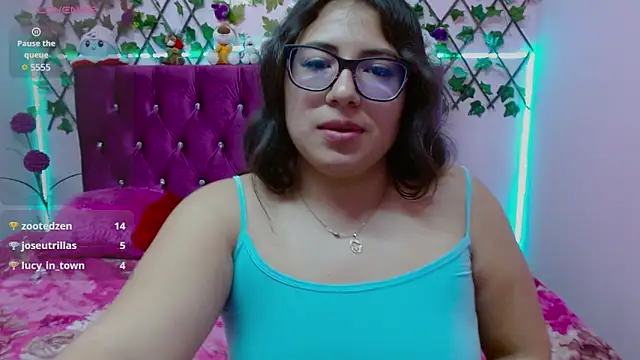 Anny  cute online show from March 2025 06:44:02 PM