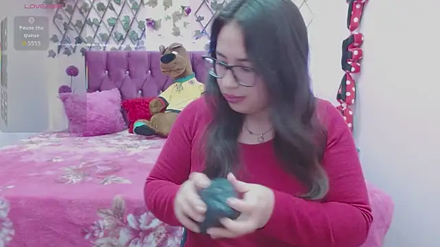 Anny  cute online show from September 2025 08:30:01 PM