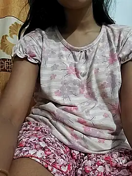 sexy-trisha1 online show from October 2025 04:18:01 PM