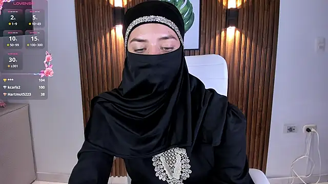 Snapshot of salma_arabicc chatting on March 2025 07:57:01 AM salma arabicc online show from March 2025 07:57:01 AM
