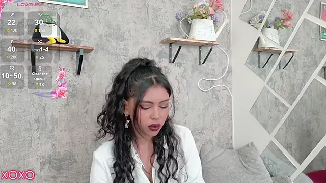 Devil AliceXo online show from May 2026 08:27:02 PM