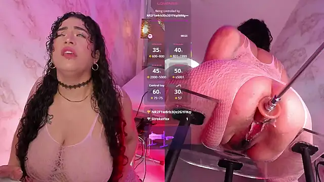 Snapshot of RoxyLicious_ chatting on November 2025 01:28:01 PM RoxyLicious online show from November 2025 01:28:01 PM