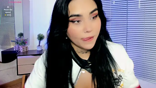 elaia muller  online show from January 2026 03:42:02 AM