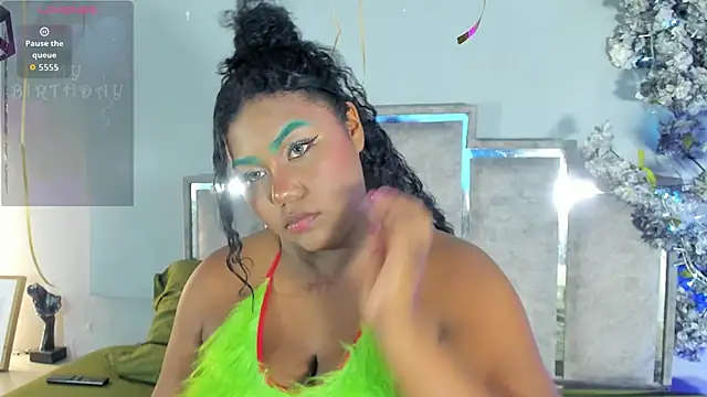 Snapshot of Candaceoweens chatting on October 2025 03:51:02 AM Candaceoweens online show from October 2025 03:51:02 AM