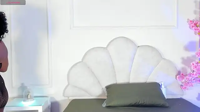 Snapshot of Candaceoweens chatting on October 2025 03:51:02 AM Candaceoweens online show from October 2025 03:51:02 AM