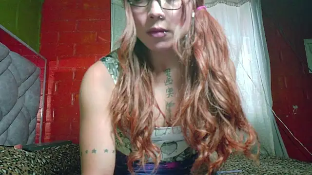 daniia johns online show from October 2025 10:18:02 PM