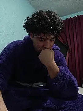 Snapshot of DocPepino chatting on November 2025 04:23:02 AM DocPepino online show from November 2025 04:23:02 AM