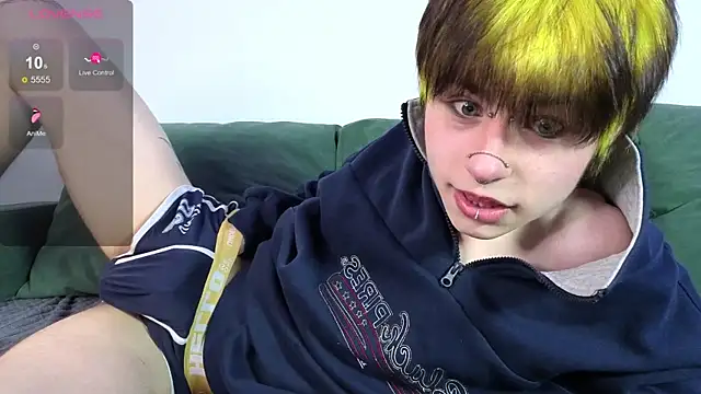 Alex Vallley online show from May 2026 11:00:01 PM