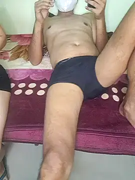 Cute-Zarina online show from October 2025 05:34:01 PM