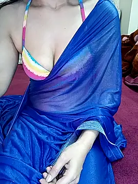 Cute-Zarina online show from February 2026 05:44:02 PM