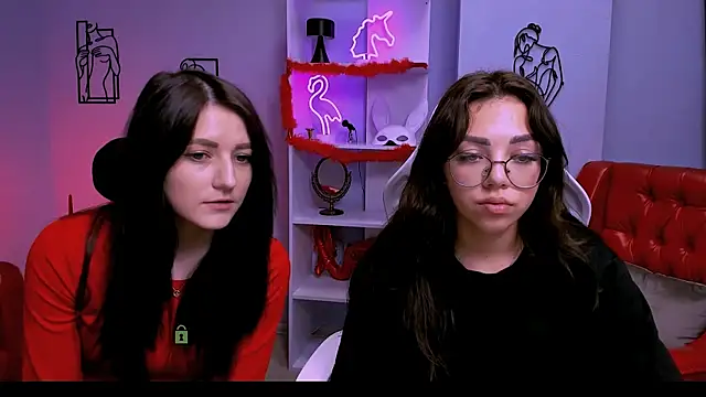 Snapshot of kiki_swan chatting on March 2025 02:16:02 AM kiki swan online show from March 2025 02:16:02 AM