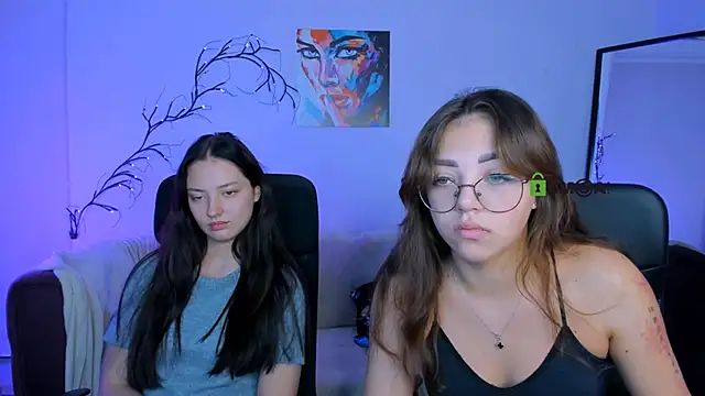 Snapshot of kiki_swan chatting on October 2025 05:59:02 AM kiki swan online show from October 2025 05:59:02 AM