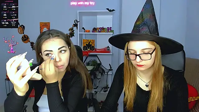 Snapshot of kiki_swan chatting on October 2025 07:20:01 AM kiki swan online show from October 2025 07:20:01 AM