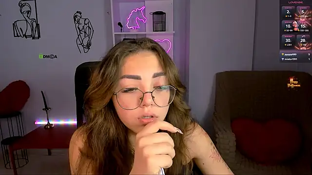 Snapshot of kiki_swan chatting on November 2025 10:15:02 AM kiki swan online show from November 2025 10:15:02 AM