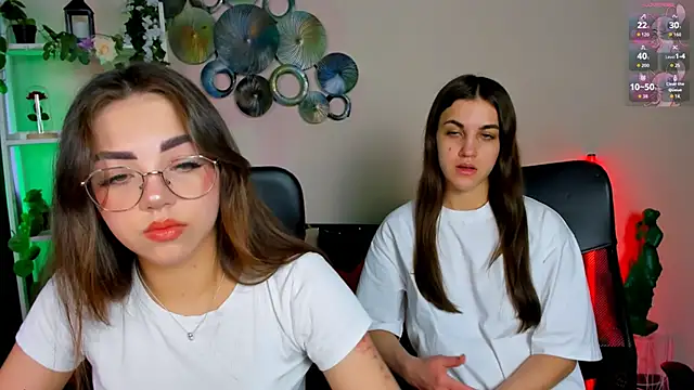 kiki swan online show from April 2026 09:57:02 AM