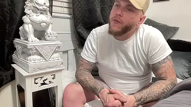 Thegreatwhitepipe online show from November 2025 01:00:01 PM