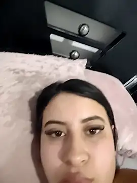 Snapshot of mialorents chatting on November 2025 02:51:02 PM mialorents online show from November 2025 02:51:02 PM