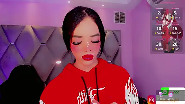 Nina Keyli online show from October 2025 07:58:02 PM