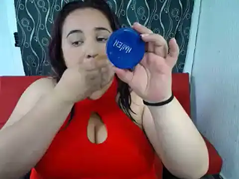 Snapshot of kloe-milf chatting on March 2025 02:26:02 PM kloe-milf online show from March 2025 02:26:02 PM