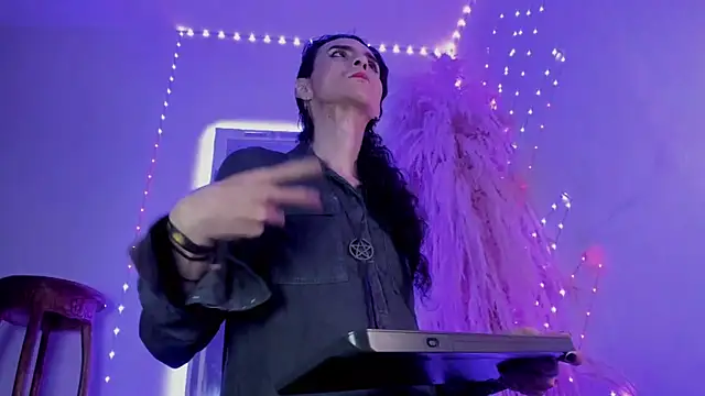 arthemisa hot online show from November 2025 01:23:01 PM