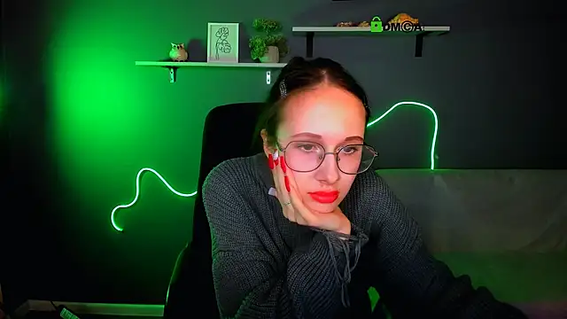 mona cloud online show from October 2025 07:59:01 PM