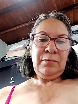 victoria wayne online show from March 2025 01:04:01 PM