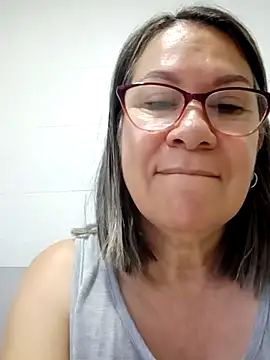 Snapshot of victoria_wayne chatting on November 2025 10:04:01 AM victoria wayne online show from November 2025 10:04:01 AM