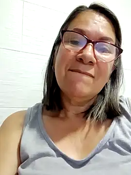 Snapshot of victoria_wayne chatting on November 2025 09:12:02 AM victoria wayne online show from November 2025 09:12:02 AM