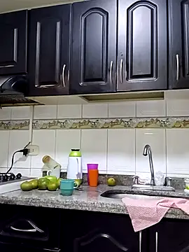 Snapshot of victoria_wayne chatting on December 2025 09:58:01 AM victoria wayne online show from December 2025 09:58:01 AM