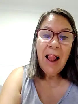 Snapshot of victoria_wayne chatting on December 2025 10:11:01 AM victoria wayne online show from December 2025 10:11:01 AM