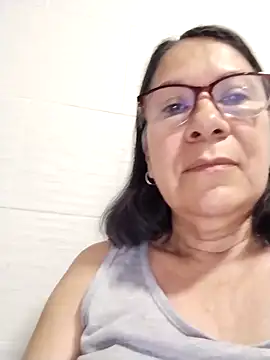 Snapshot of victoria_wayne chatting on May 2026 10:01:02 AM victoria wayne online show from May 2026 10:01:02 AM