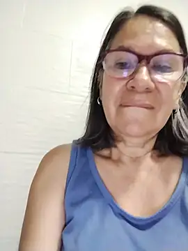 Snapshot of victoria_wayne chatting on June 2026 09:07:01 AM victoria wayne online show from June 2026 09:07:01 AM
