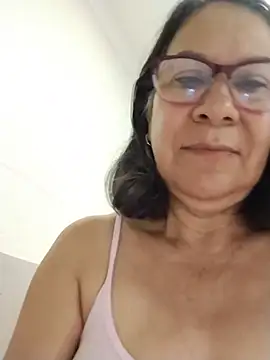 Snapshot of victoria_wayne chatting on July 2026 09:05:01 AM victoria wayne online show from July 2026 09:05:01 AM