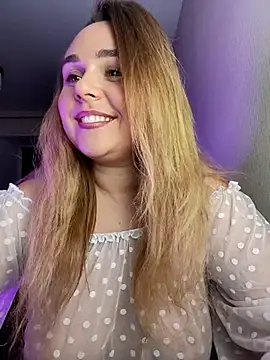 Snapshot of Juicy_PeachLux chatting on September 2025 02:44:02 PM Juicy PeachLux online show from September 2025 02:44:02 PM