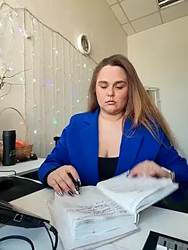 Juicy PeachLux online show from May 2026 07:36:01 AM