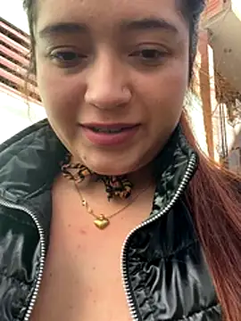 Karina Leon online show from December 2025 07:53:02 PM