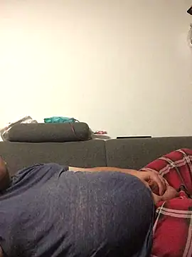 Derbaer1990 online show from September 2025 07:47:01 PM